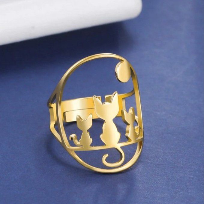 Bague famille de chats .