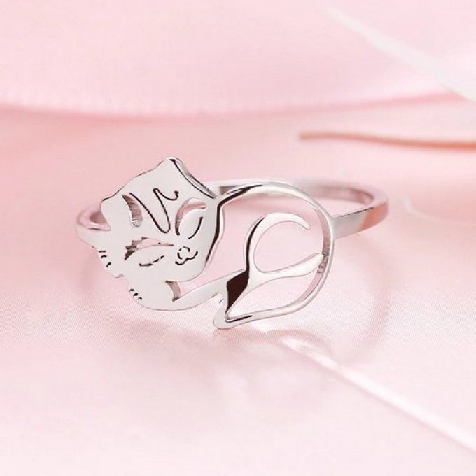 Bague chat endormi couleur argent