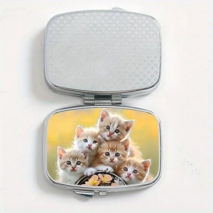 Boite pillulier les chatons