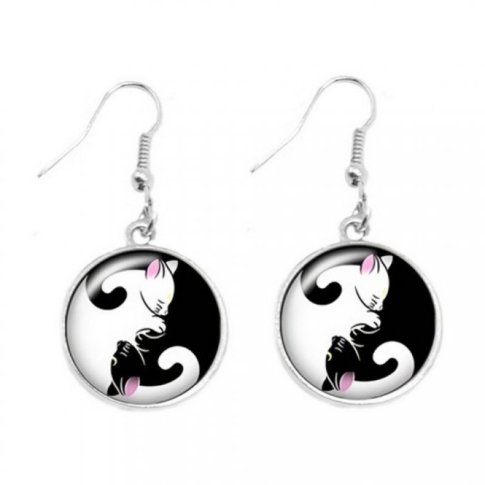 Boucles d'oreille longue chat noir et blanc yin et yang