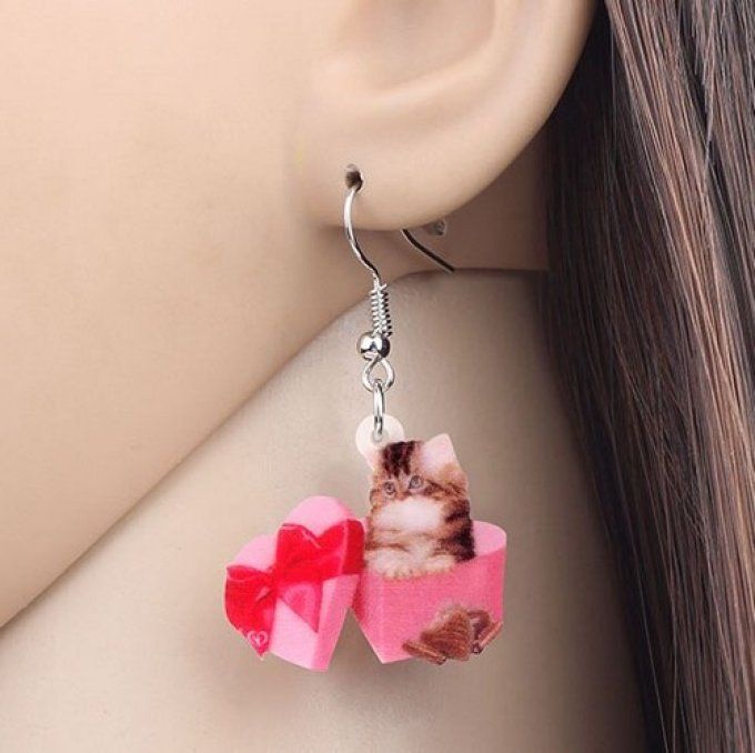 Boucles d'oreille chats spécial saint valentin.