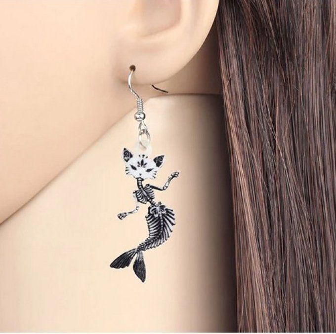 Boucles d'oreille chat poisson arête.