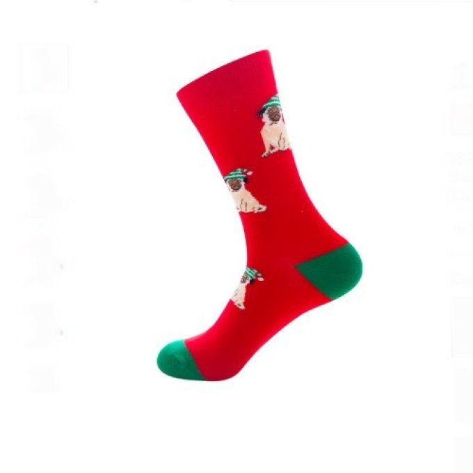 Chaussette de noel chien au bonnet de lutin.