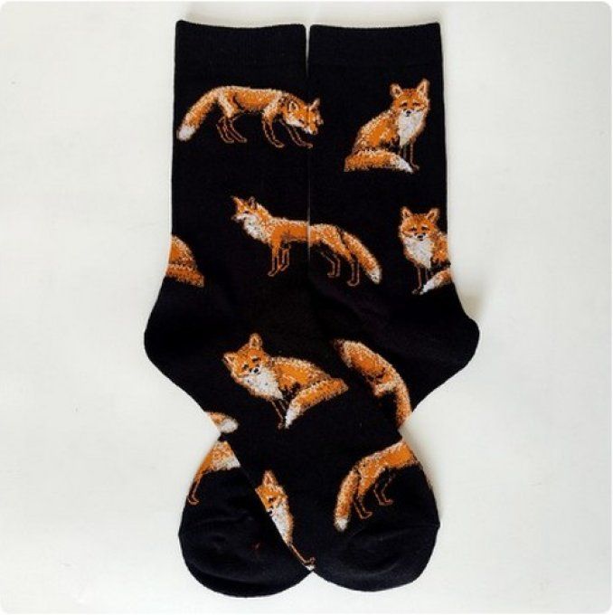 chaussettes noires motif renard roux.