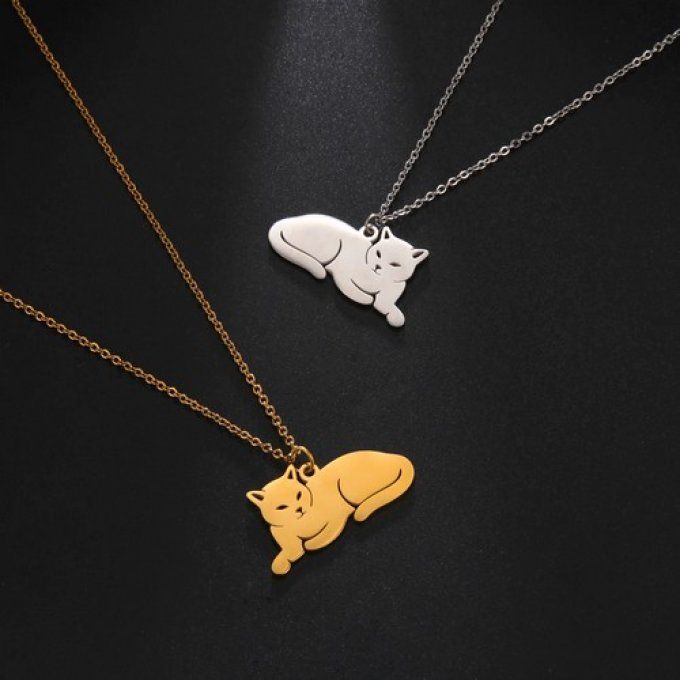 Collier chat couché ton or ou argent.