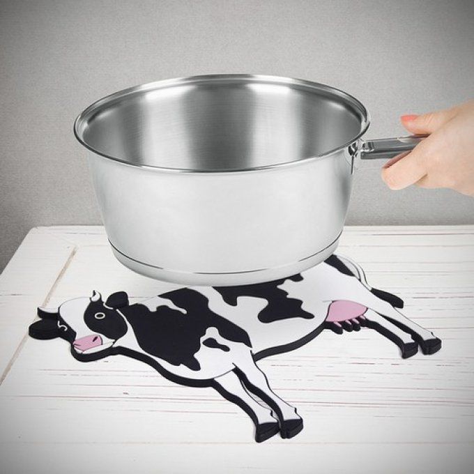 Dessous de plat la vache magnétique