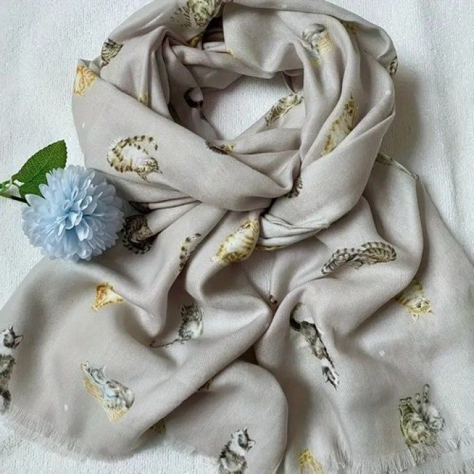 Foulard chats mignons gris
