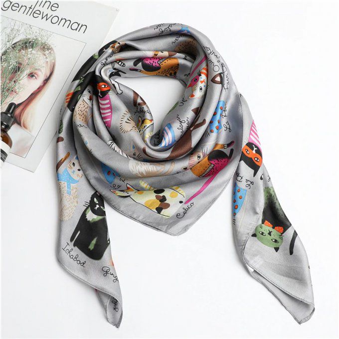 Foulard races de chat 