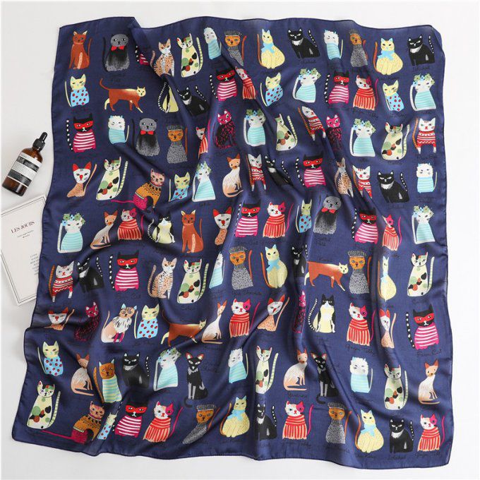 Foulard races de chat 