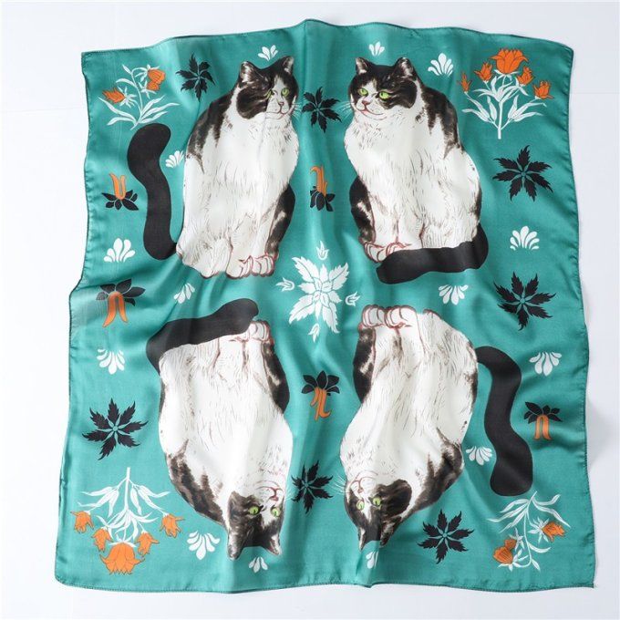 Foulard  4 grands chats assis.