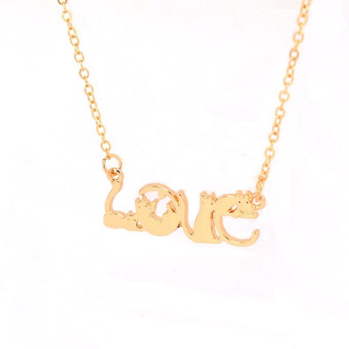 Collier Cat in Love