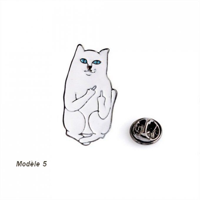 Pins chat blanc