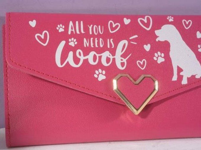 Portefeuille femme en simili cuir avec imprimé chien.