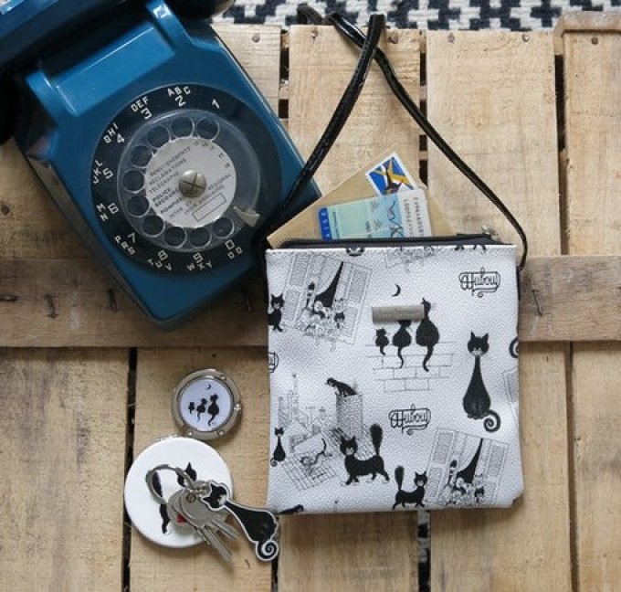 Petit sac à bandoulière chat dubout noir et blanc