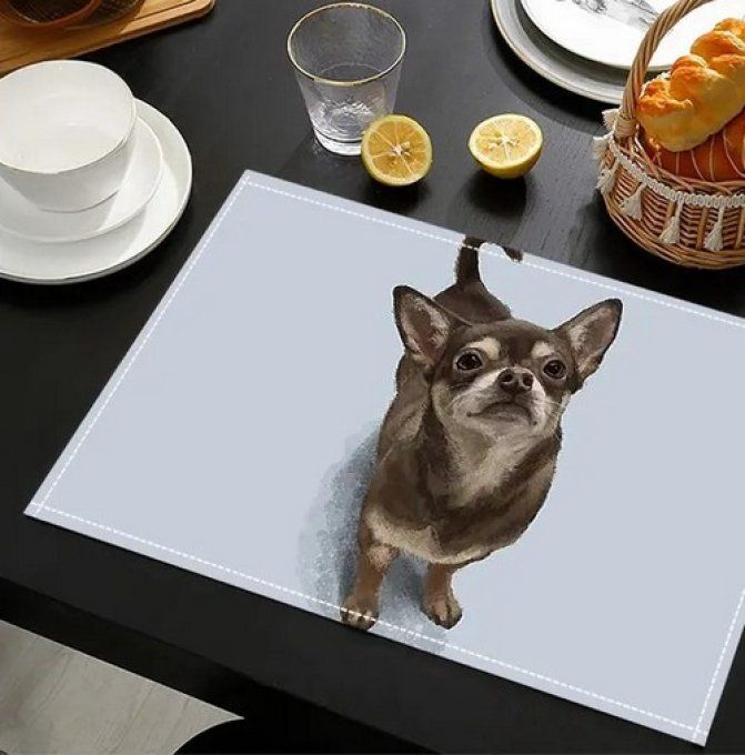 Set de table chihuahua en toile.