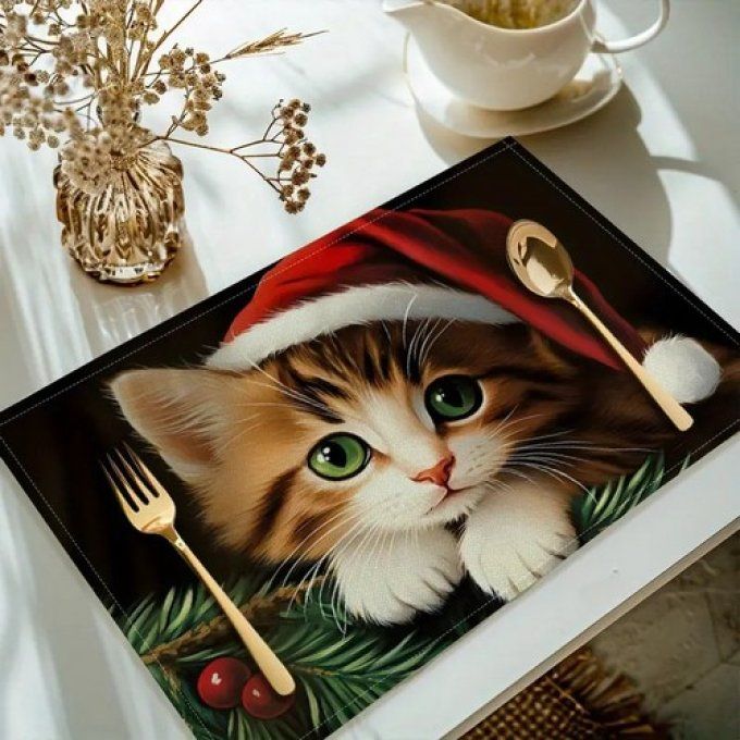 Set de table chaton de noel aux yeux verts.