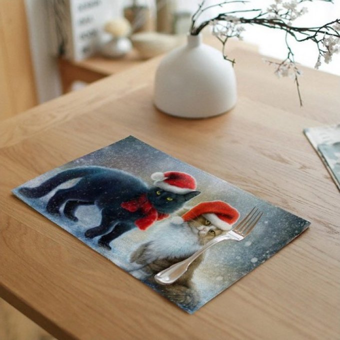 Set de table pour noel avec un couple de chats .